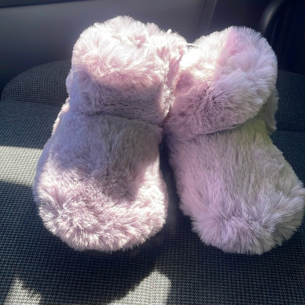 Cat and Jack Dallas Slippers